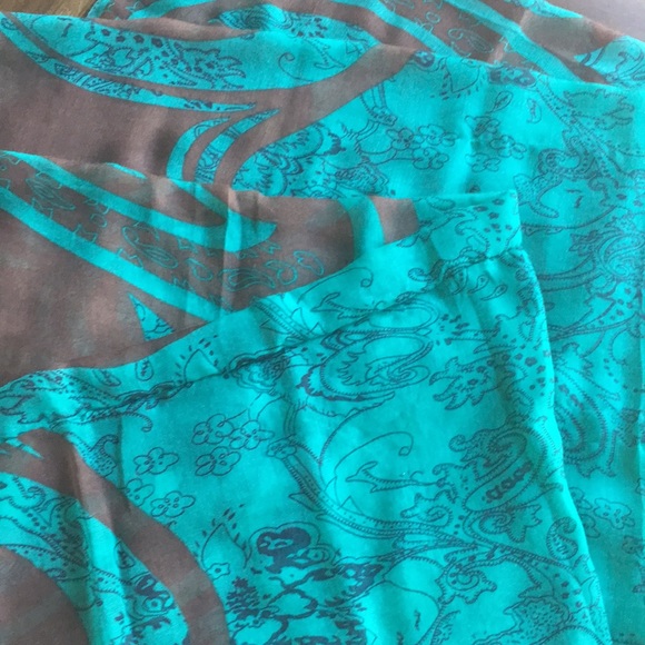 Infinity Scarf - Picture 3 of 3